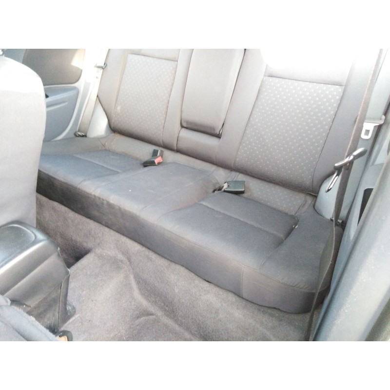 nissan almera ii hatchback (n16) del año 2003