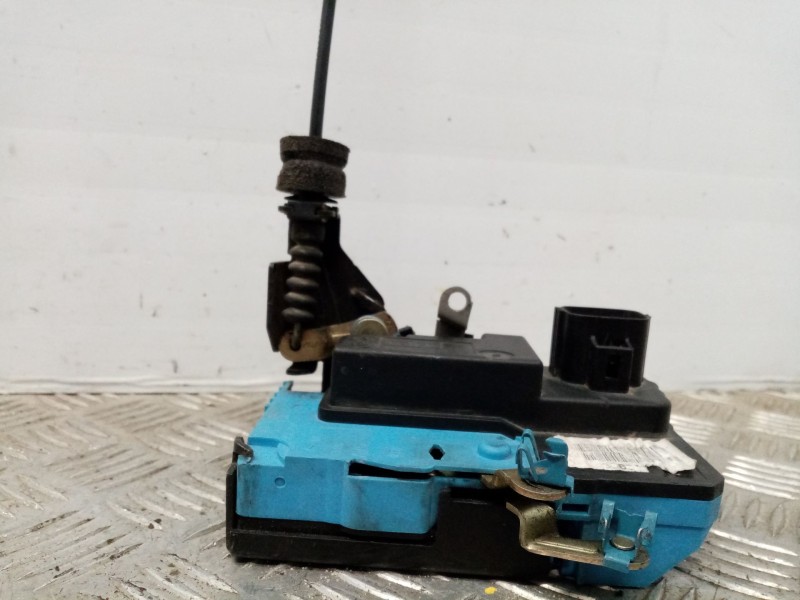 Recambio de cerradura puerta delantera izquierda para volvo v70 familiar 2.4 d referencia OEM IAM 30784976  