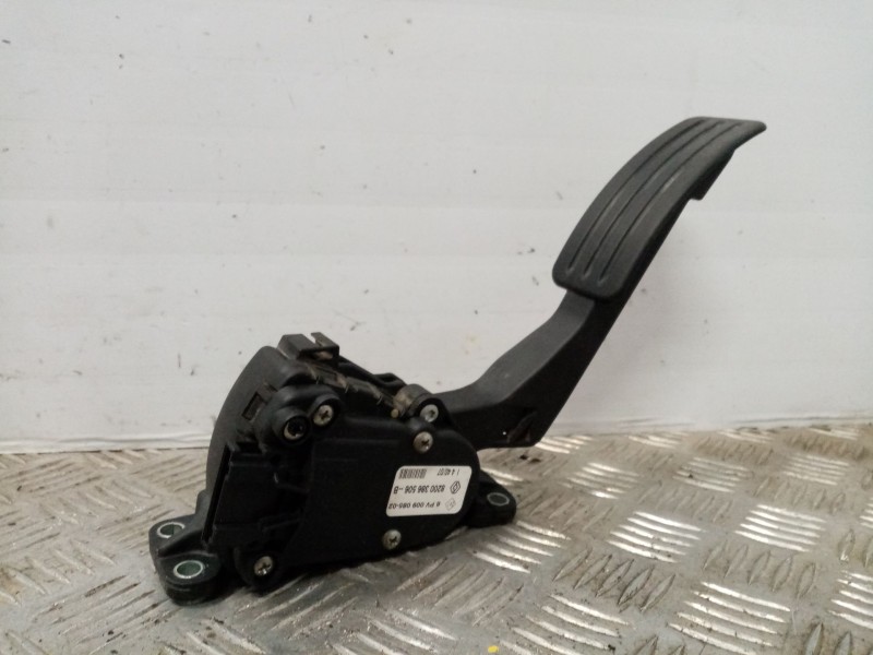 Recambio de potenciometro pedal para volvo v70 familiar 2.4 d referencia OEM IAM 8200386506b  