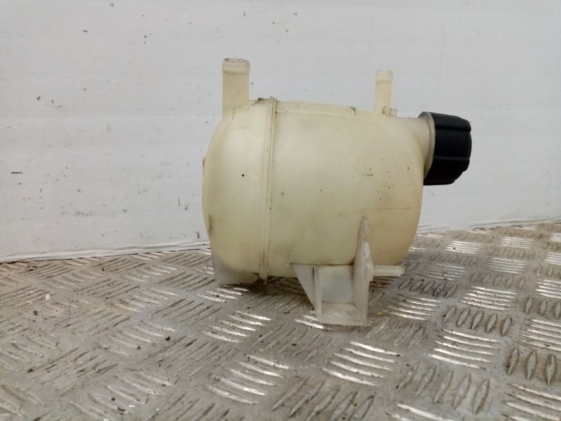 Recambio de deposito expansion para dacia logan 1.5 dci diesel cat referencia OEM IAM 8200686355  