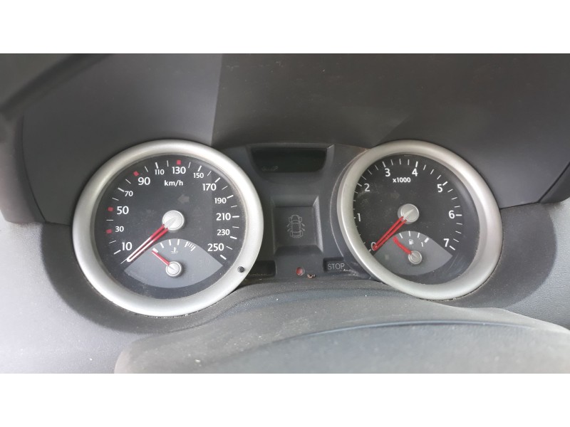 renault megane ii berlina 5p del año 2002 renault megane ii berlina 5p del año 2002