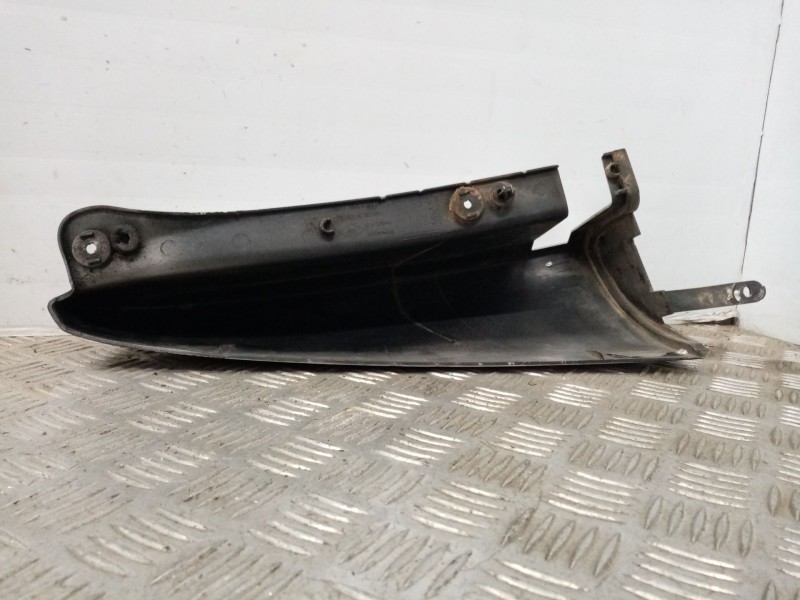 Recambio de moldura para dacia logan 1.5 dci diesel cat referencia OEM IAM 8200481101 89036220 