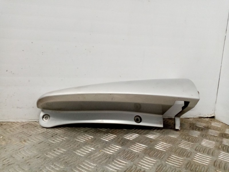 Recambio de moldura para dacia logan 1.5 dci diesel cat referencia OEM IAM 8200481101 89036220 