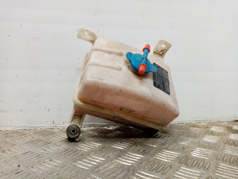 Recambio de deposito expansion para kia carens 2.0 turbodiesel cat referencia OEM IAM ok2kb15350 15350 