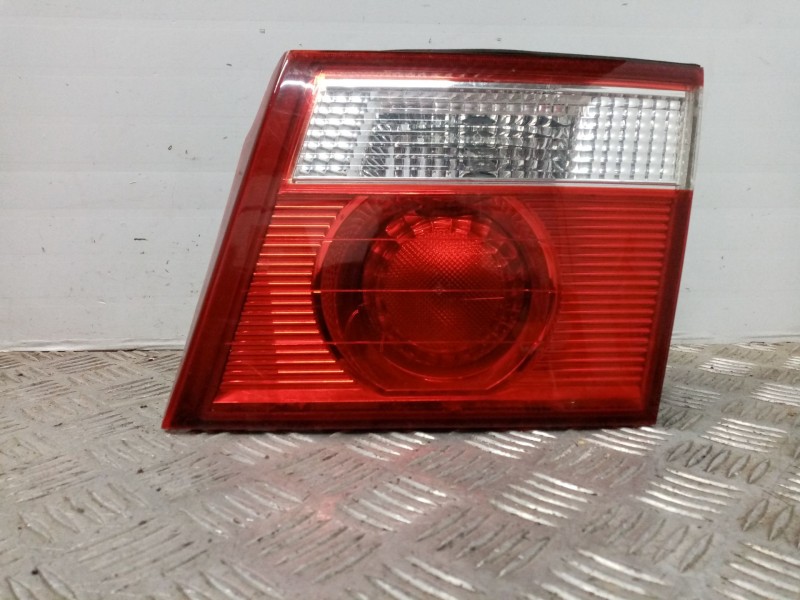 Recambio de faro antiniebla trasero izquierdo para kia carens 2.0 turbodiesel cat referencia OEM IAM 0k2fb51170  