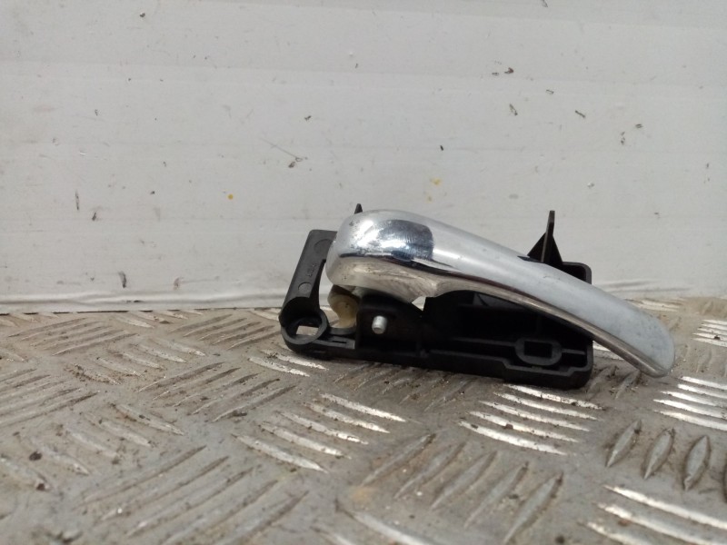 Recambio de maneta interior delantera izquierda para alfa romeo 147 (190) referencia OEM IAM 46736145  