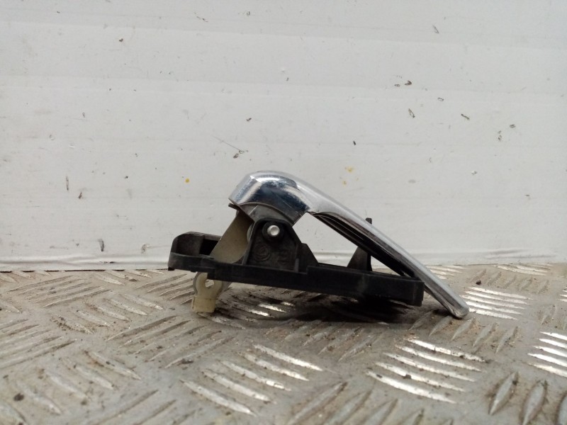 Recambio de maneta interior delantera izquierda para alfa romeo 147 (190) referencia OEM IAM 46736145  
