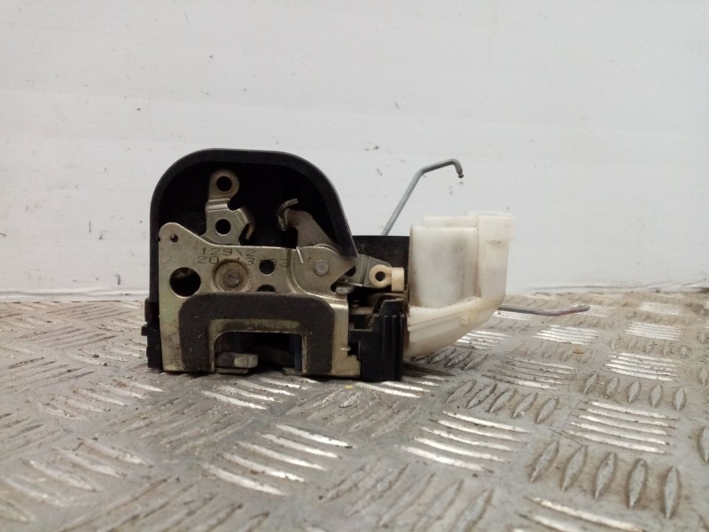 Recambio de cerradura puerta delantera izquierda para alfa romeo 147 (190) referencia OEM IAM 1171672  