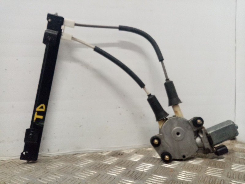 Recambio de elevalunas trasero derecho para alfa romeo 147 (190) referencia OEM IAM 467397940  