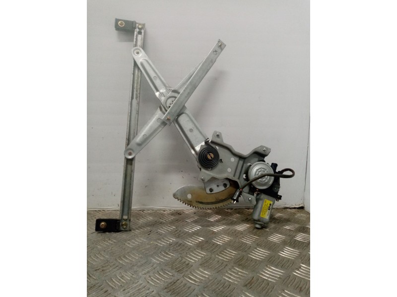 Recambio de elevalunas delantero derecho para kia carens 2.0 turbodiesel cat referencia OEM IAM ok2fa587256y  