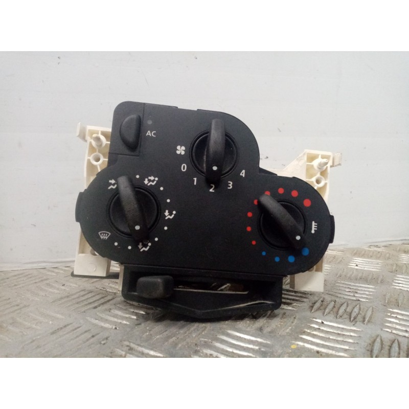 Recambio de mando calefaccion / aire acondicionado para dacia logan 1.5 dci diesel cat referencia OEM IAM 69577309  