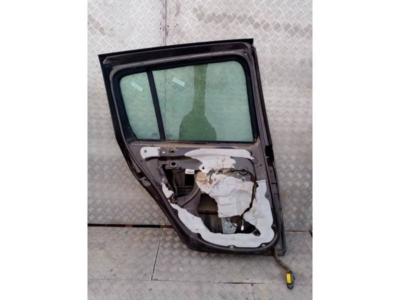 Recambio de puerta trasera izquierda para renault modus confort dynamique referencia OEM IAM 7751475519  