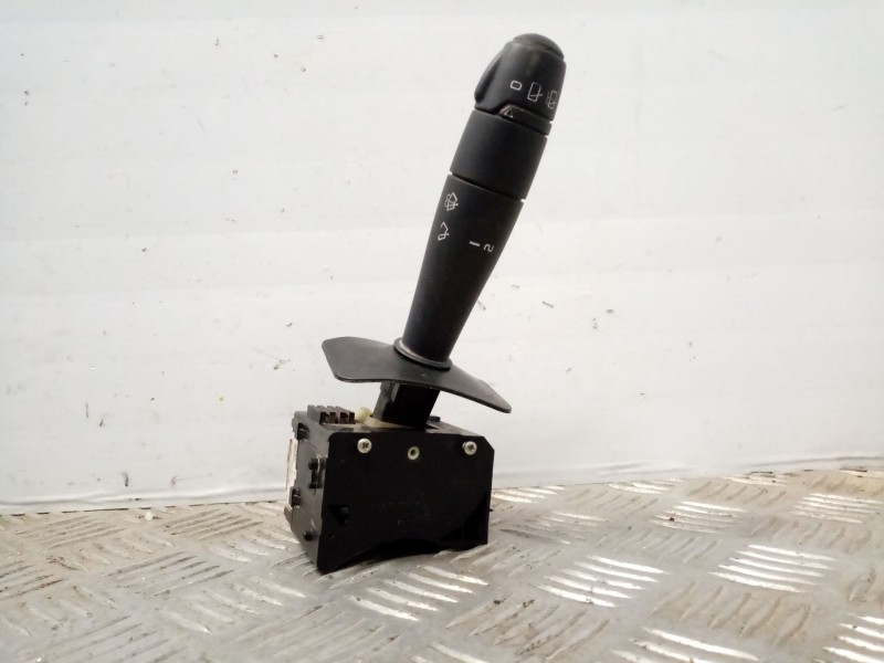 Recambio de mando limpia para dacia logan 1.5 dci diesel cat referencia OEM IAM 8200399390  