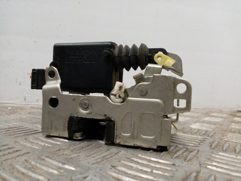 Recambio de cerradura puerta delantera derecha para dacia logan 1.5 dci diesel cat referencia OEM IAM   