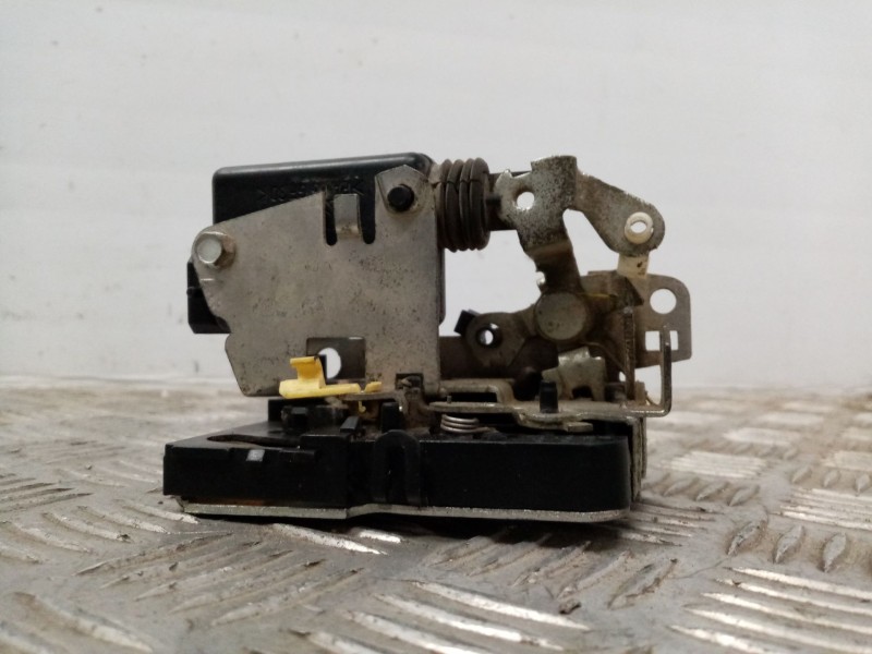 Recambio de cerradura puerta delantera izquierda para dacia logan 1.5 dci diesel cat referencia OEM IAM   