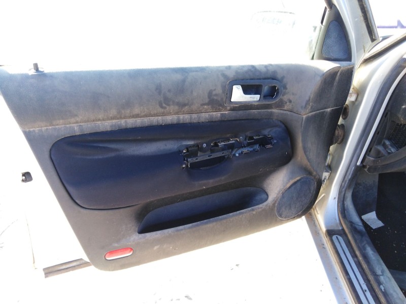 volkswagen bora variant (1j6) del año 2000