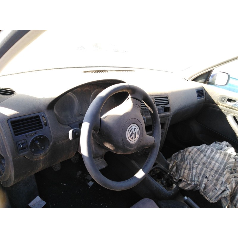 volkswagen bora variant (1j6) del año 2000