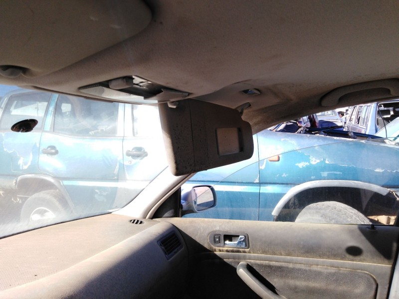 volkswagen bora variant (1j6) del año 2000