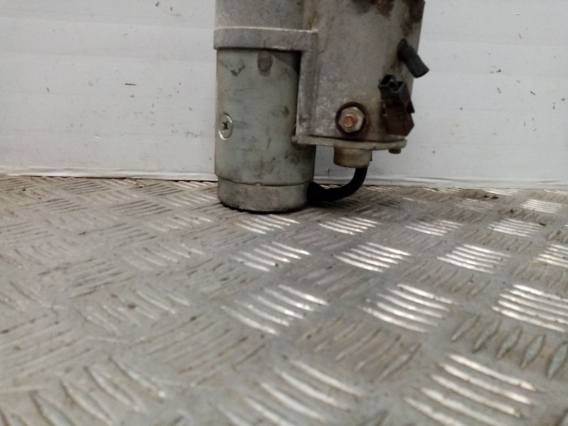 Recambio de motor arranque para kia carens 2.0 turbodiesel cat referencia OEM IAM 031013170  