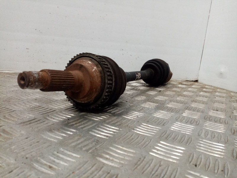 Recambio de transmision delantera izquierda para kia carens 2.0 turbodiesel cat referencia OEM IAM 2289018  