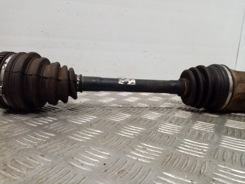 Recambio de transmision delantera izquierda para kia carens 2.0 turbodiesel cat referencia OEM IAM 2289018  