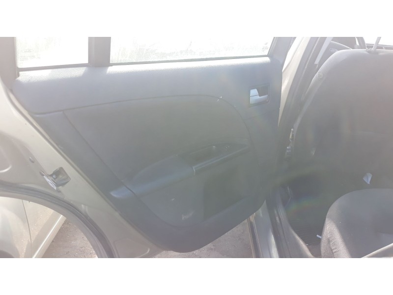 ford mondeo berlina (ge) del año 2000