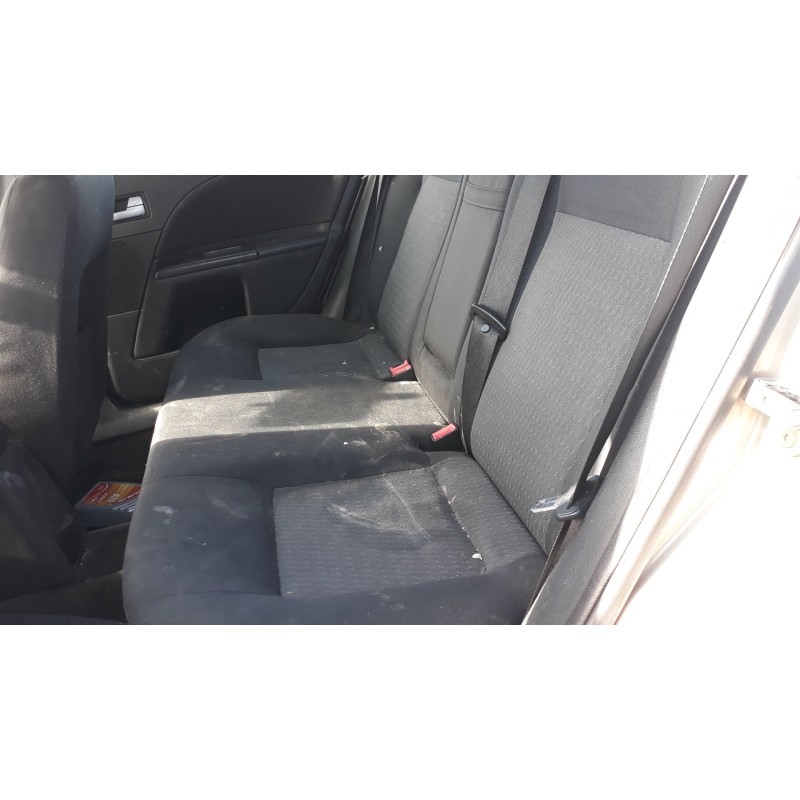 ford mondeo berlina (ge) del año 2000