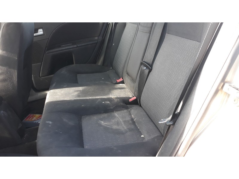 ford mondeo berlina (ge) del año 2000