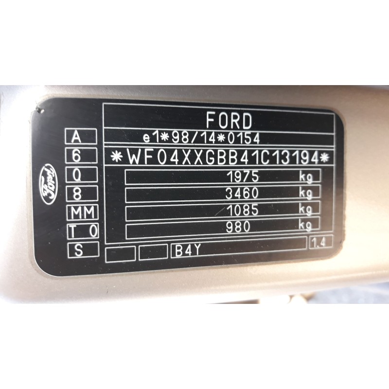 ford mondeo berlina (ge) del año 2000