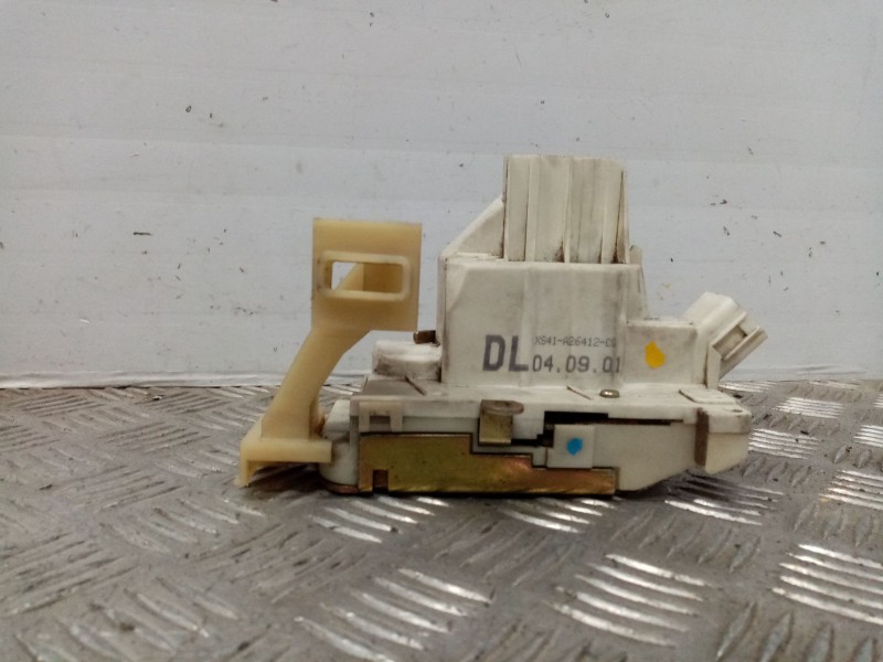 Recambio de cerradura puerta trasera derecha para ford mondeo berlina (ge) ghia referencia OEM IAM xs41a26412cg  