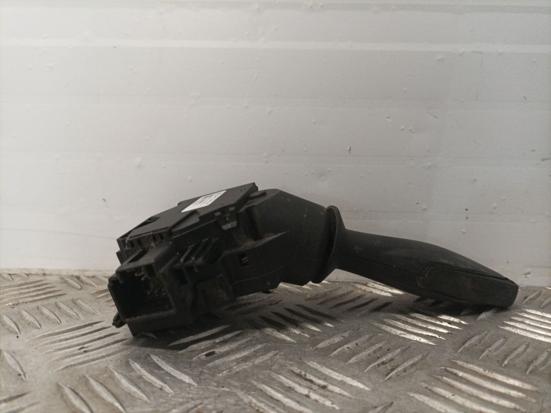 Recambio de mando intermitentes para ford fiesta (cb1) referencia OEM IAM 8A6T-13335-BC 8A6T13335BC 