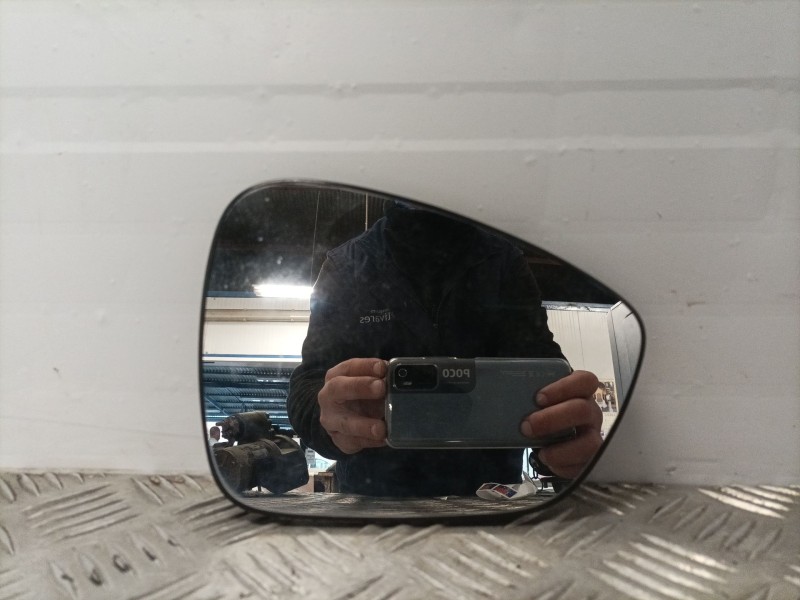 Recambio de cristal retrovisor derecho para citroen c4 lim. referencia OEM IAM 8151RQ 31059086  Recambio de cristal retrovisor derecho para citroen c4 lim. referencia OEM IAM 8151RQ 31059086