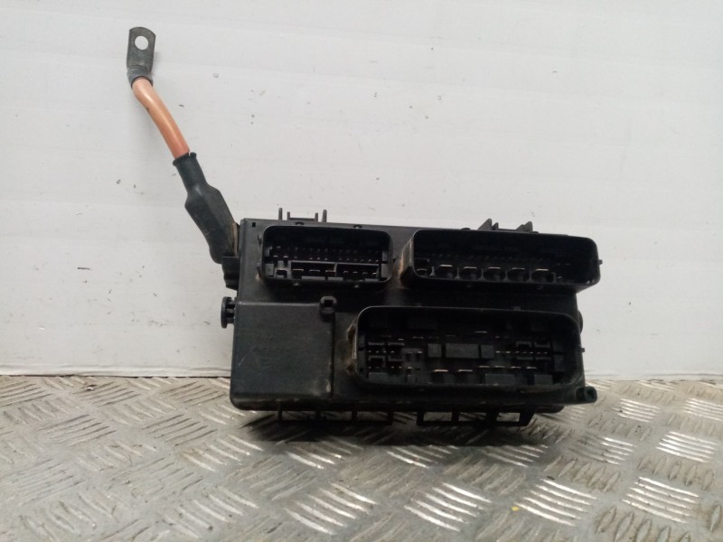 Recambio de caja reles / fusibles para opel corsa d enjoy referencia OEM IAM 13217392ef   Recambio de caja reles / fusibles para opel corsa d enjoy referencia OEM IAM 13217392ef