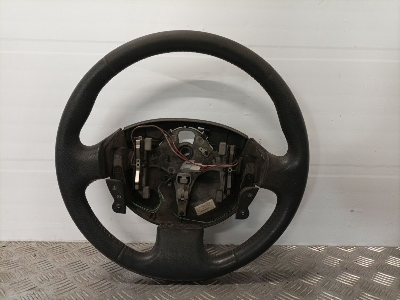 Recambio de volante para renault megane ii berlina 3p referencia OEM IAM 8200276081  