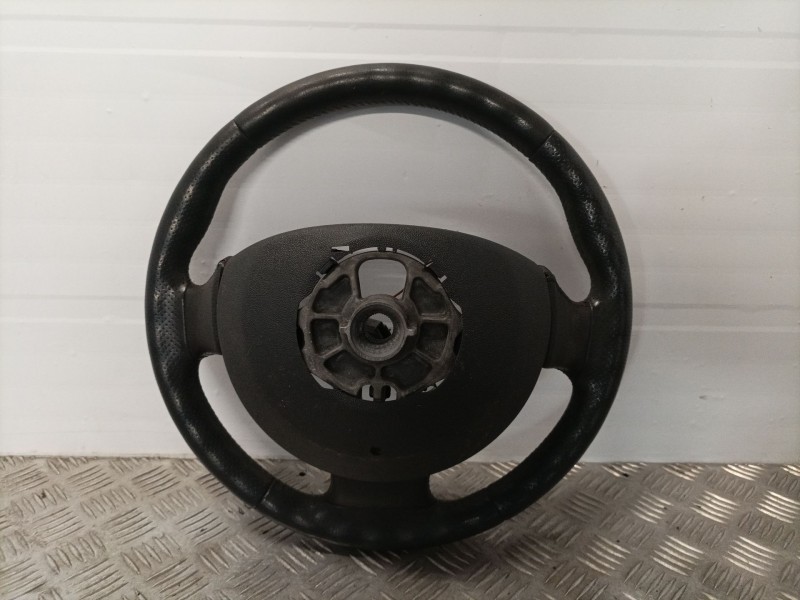 Recambio de volante para renault megane ii berlina 3p referencia OEM IAM 8200276081  