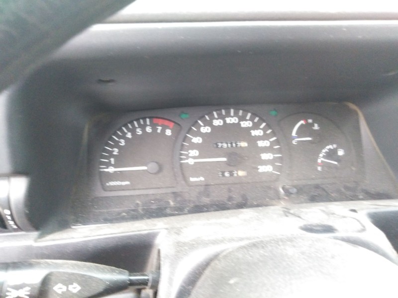 daewoo nexia del año 1995