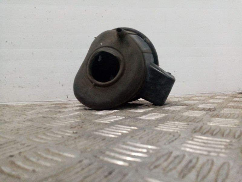 Recambio de tapa exterior combustible para seat toledo (5p2) sport referencia OEM IAM 5P5809905C 5P5809905 