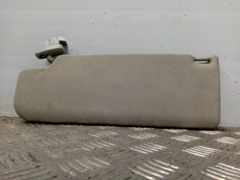 Recambio de parasol derecho para seat toledo (5p2) sport referencia OEM IAM 5P0857552T  