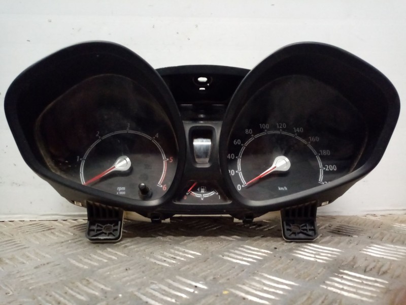 Recambio de cuadro instrumentos para ford fiesta (cb1) trend referencia OEM IAM 1786849 8A6F10894BC 01012927