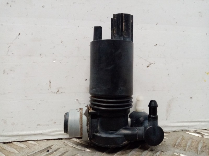 Recambio de bomba limpia para ford fiesta (cb1) trend referencia OEM IAM 2022321 8A6117K624AA 