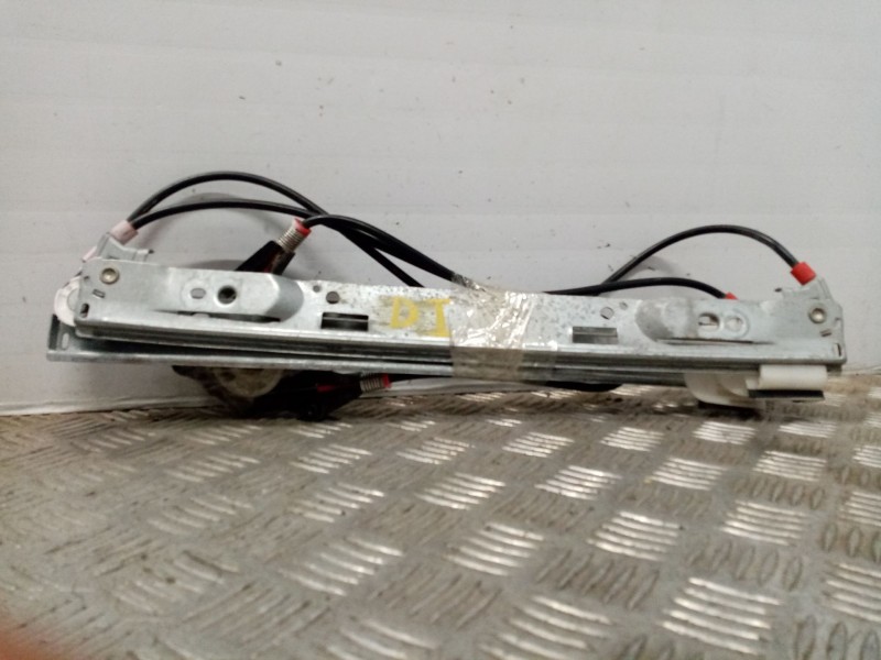 Recambio de elevalunas delantero izquierdo para ford fiesta (cb1) trend referencia OEM IAM 1836010  