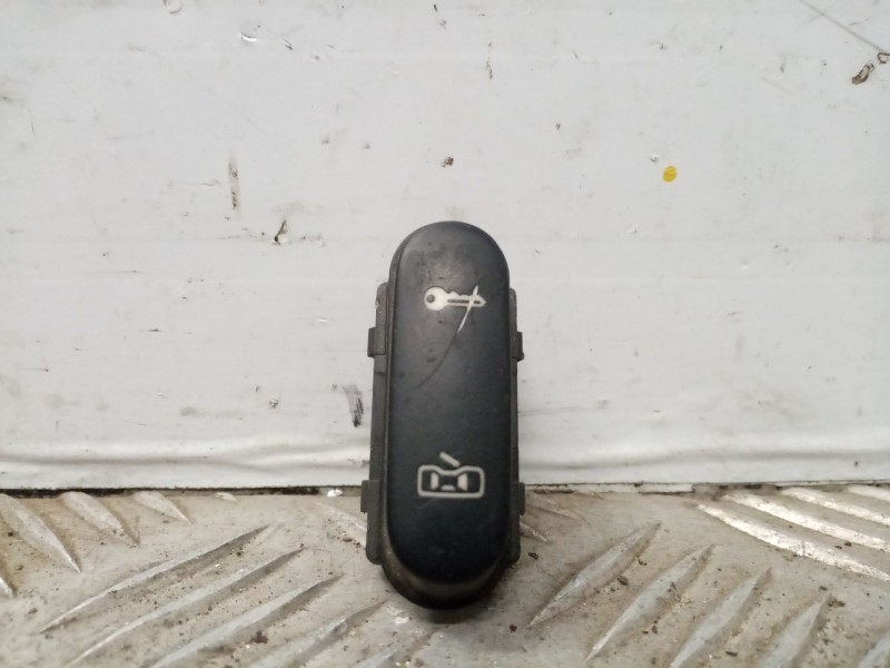 Recambio de interruptor para seat toledo (5p2) sport referencia OEM IAM 5p0962125  