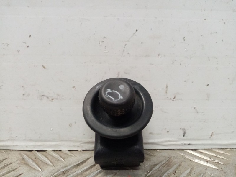 Recambio de mando retrovisor para ford fiesta (cb1) trend referencia OEM IAM 93B617B676BB  