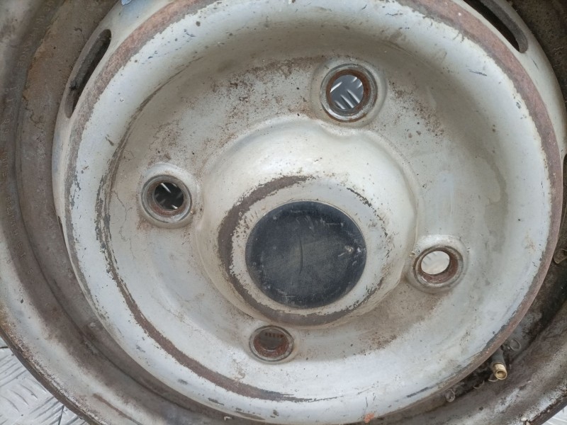 Recambio de llanta para renault trafic 1000 1.9d swb referencia OEM IAM   