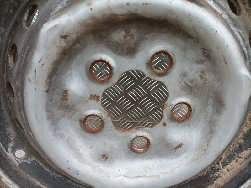 Recambio de llanta para volkswagen transporter tran. chasis 2 cab. 1.9td referencia OEM IAM   