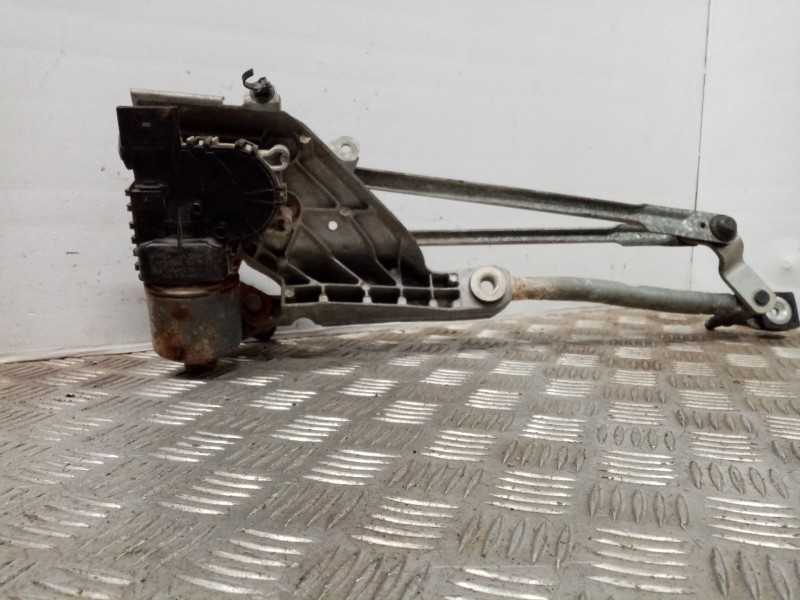 Recambio de motor limpia delantero para ford fiesta (cb1) trend referencia OEM IAM 1698869 8A6117500AB 