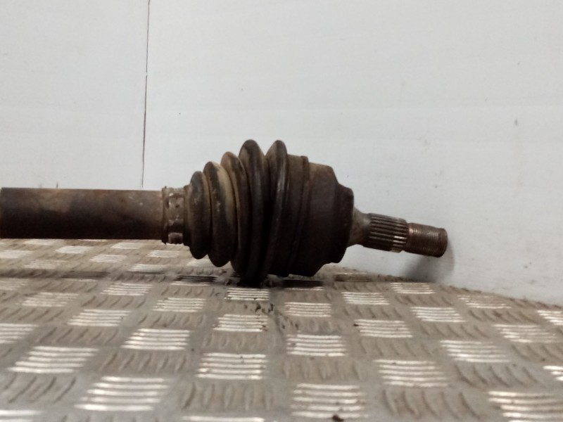 Recambio de transmision delantera derecha para peugeot 307 (s1) 1.4 hdi referencia OEM IAM 9637117880  