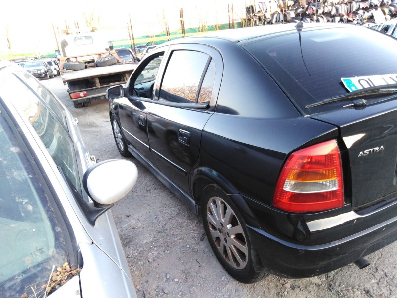 opel astra g fastback (t98) del año 2000