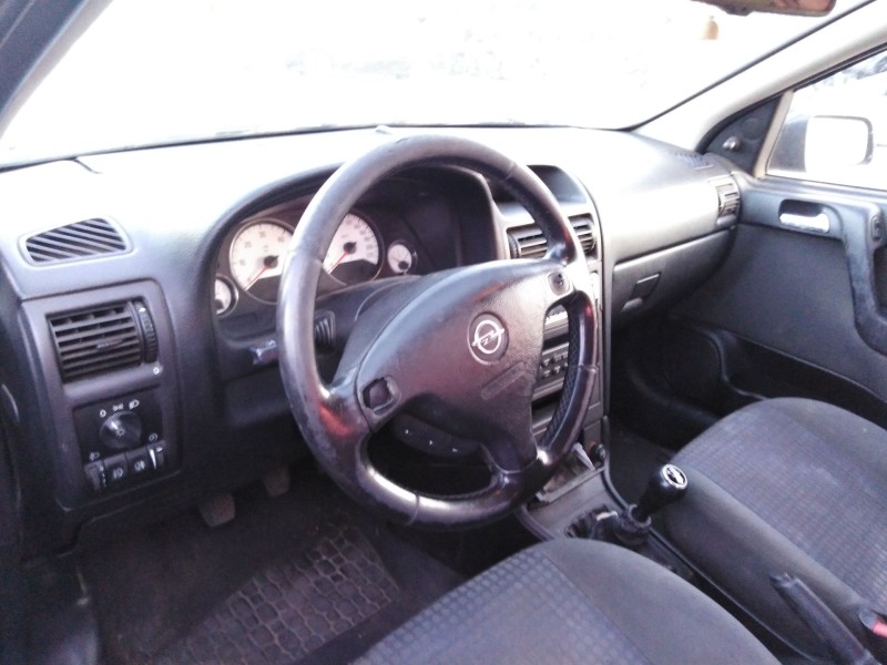 opel astra g fastback (t98) del año 2000