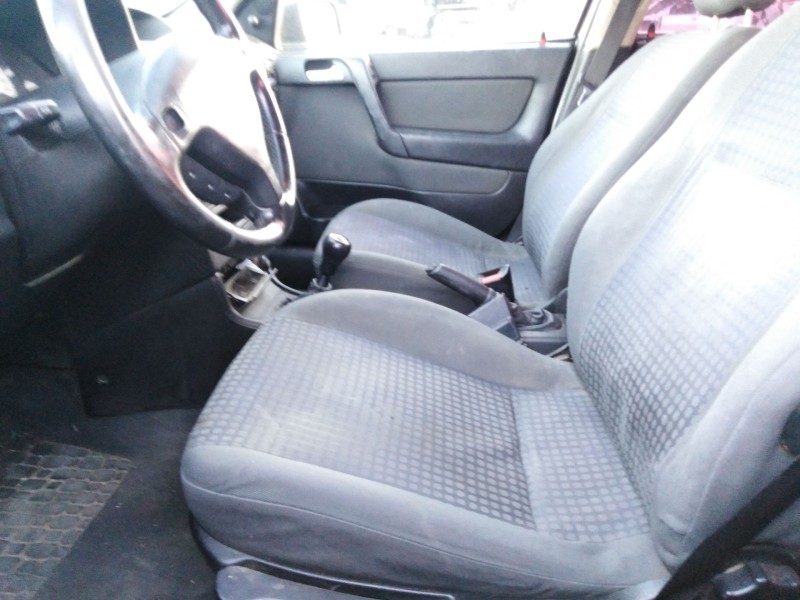 opel astra g fastback (t98) del año 2000